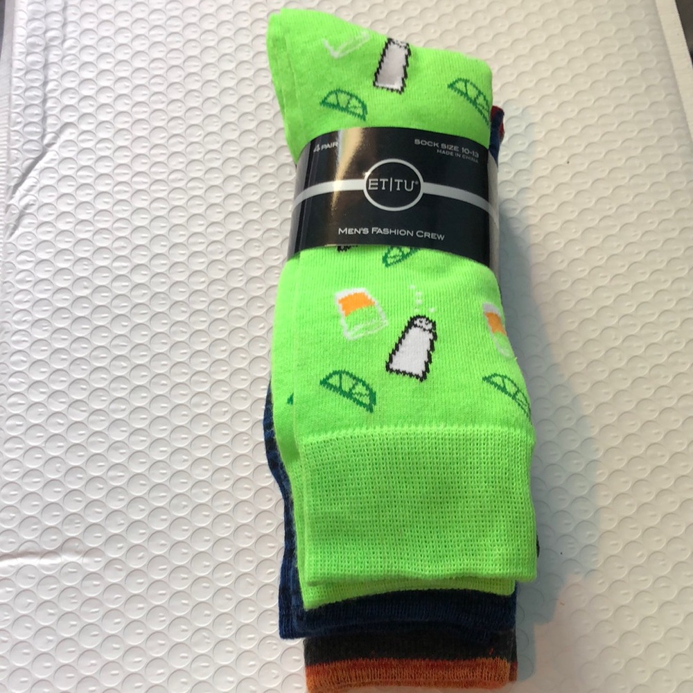 Et Tu 4 Pair Mens Fashion Crew Mid-Calf Dress Socks Mens 10 -13 New With Defects